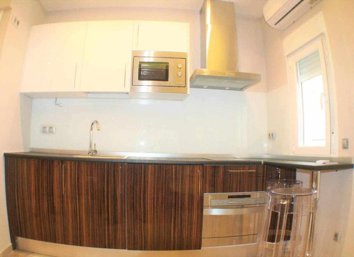 Apartamento Con Terraza Centrico Moderno Nuevo Madrid Luaran gambar